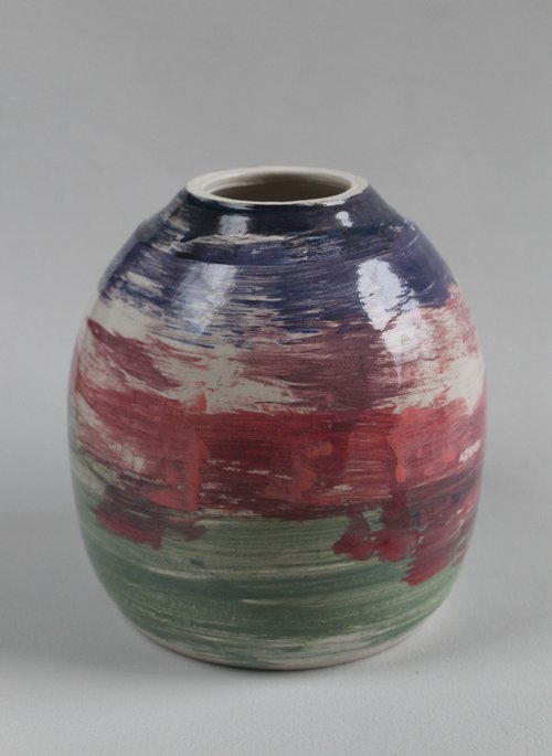 Vessel 4, handpainted with oxides underglazes. by Monique Robben- Andy Sheppard