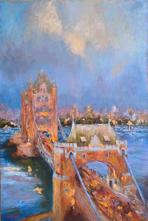 Evening Tower Bridge by Svetlana Grishkovec-Kiisky
