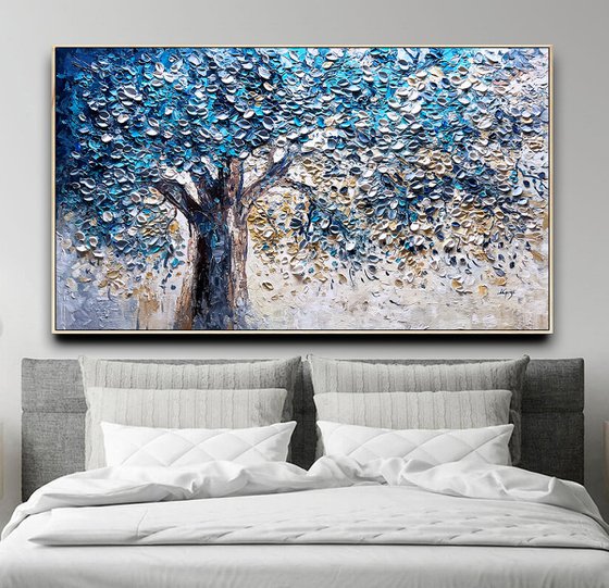 Blue Dreaming Tree