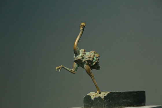 Poise in Jump