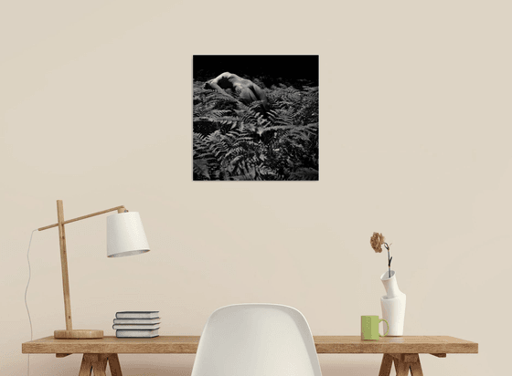 In the fern. Nude.