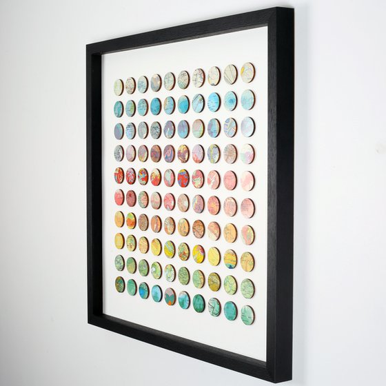 100 Rainbow Map Dots Geometric Artwork Black frame