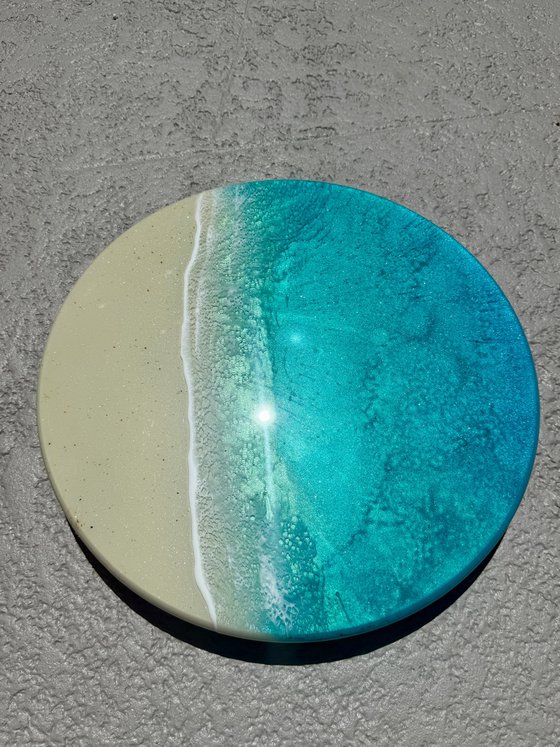Round ocean #102
