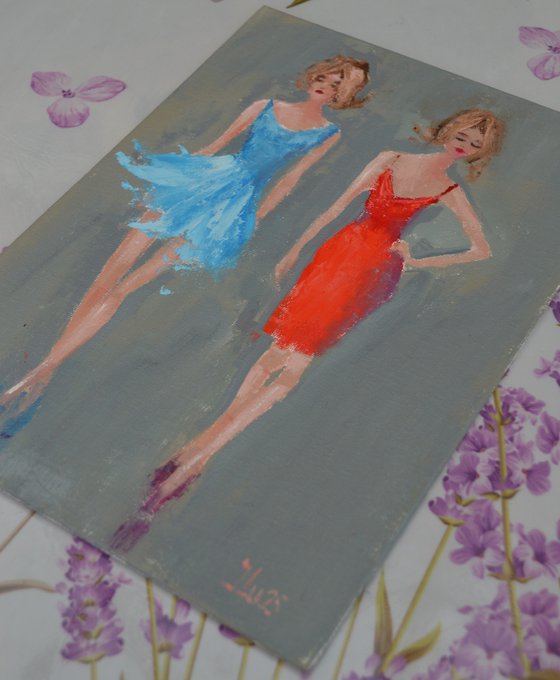 Funny fashionistas in blue and red Miniature