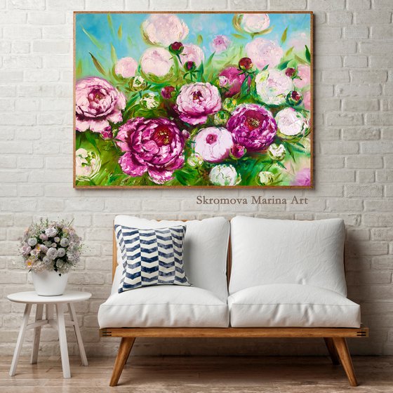 PEONY TREASURE - Peonies. Pink flowers. Floral decor. White peonies. A blooming garden.  Magnificent. Petals. Fuchsia. Softness.