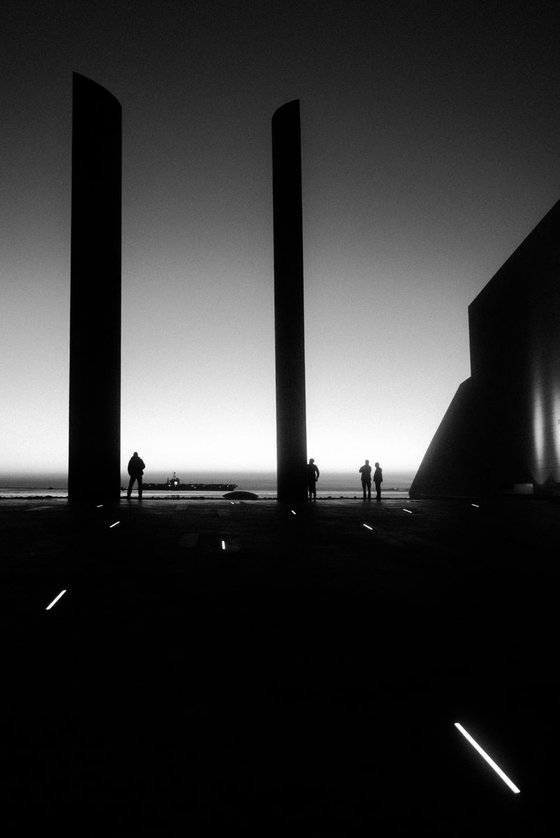 Sunset in Lisbon, Champalimaud Nº3 in BW