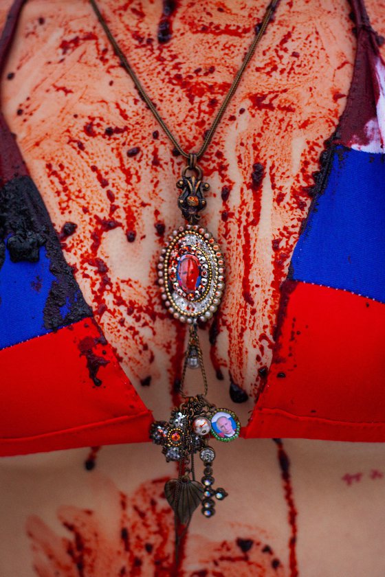 Lie IV. Limited Edition of 5