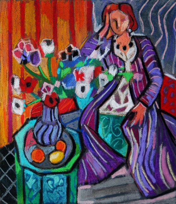 Woman in a violet dress  / 34.5 x 30 cm