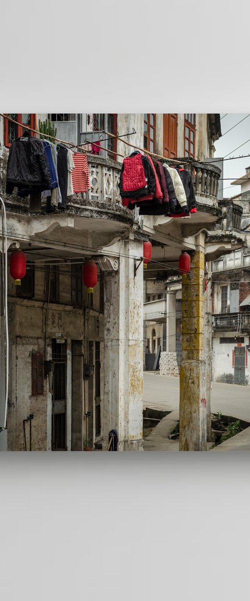 Chikanzhen II by Serge Horta