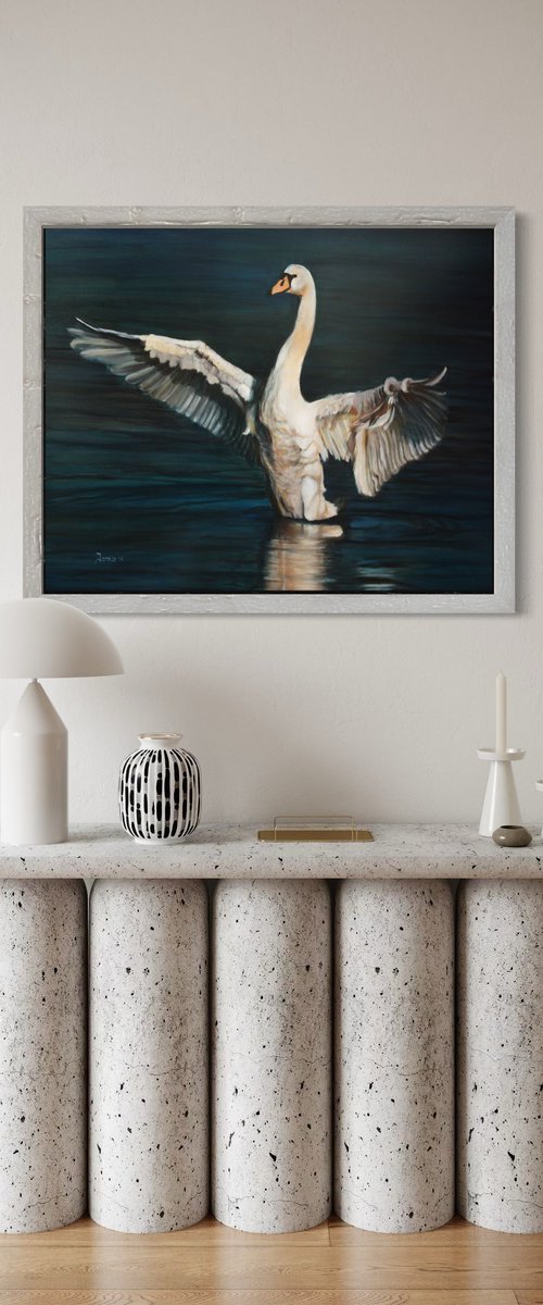Swan by Jennie Smallenbroek