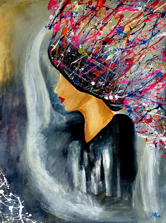 Lady with splashing mind