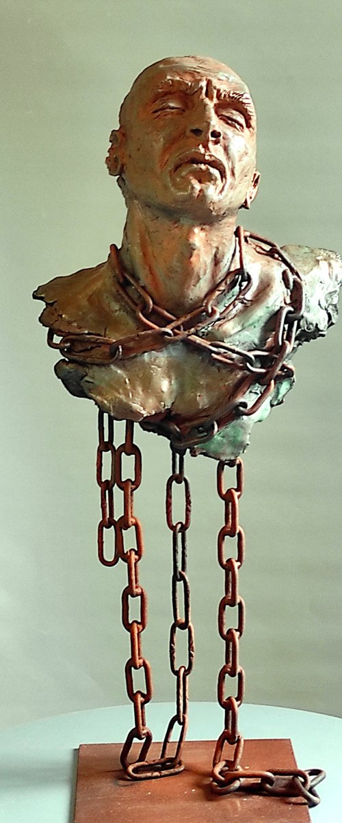 "Häftling.ru" 65x32x20cm .Unique mixed media sculpture by Elena Kraft