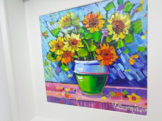 Sunflowers in vase