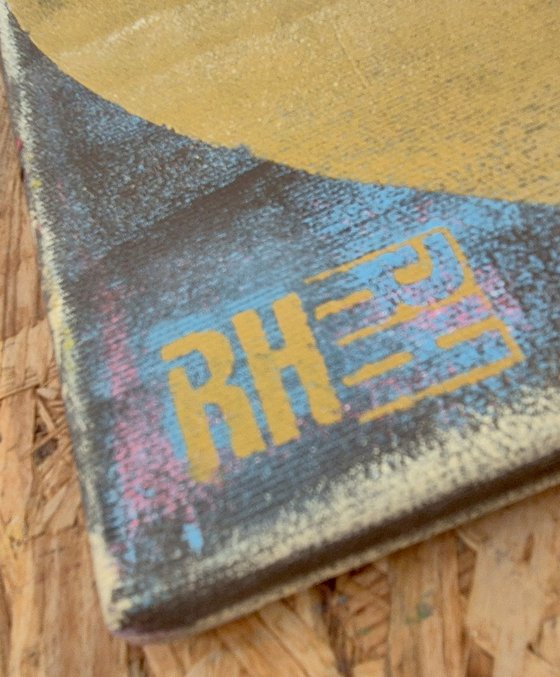 Circle in Circle Camel