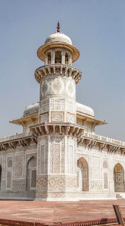 SMALL TAJ MAHAL by Fabio Accorrà