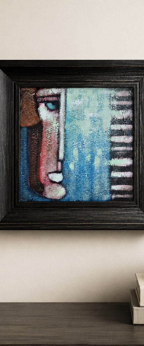Clébleu (15x15x2cm) by Zhana Viel