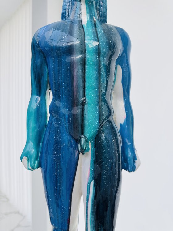 Kouros Reborn