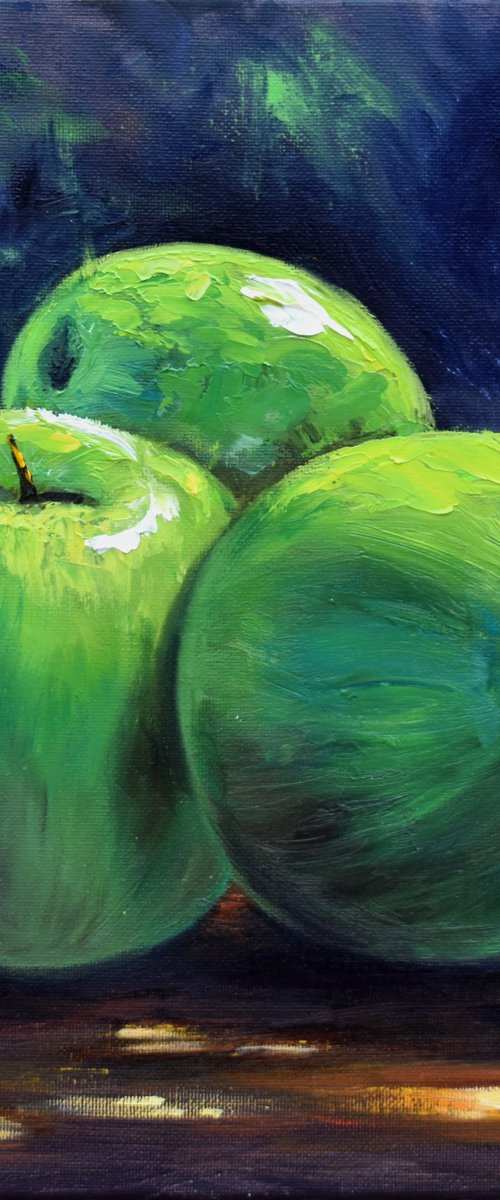 Apples by Yulia Nikonova