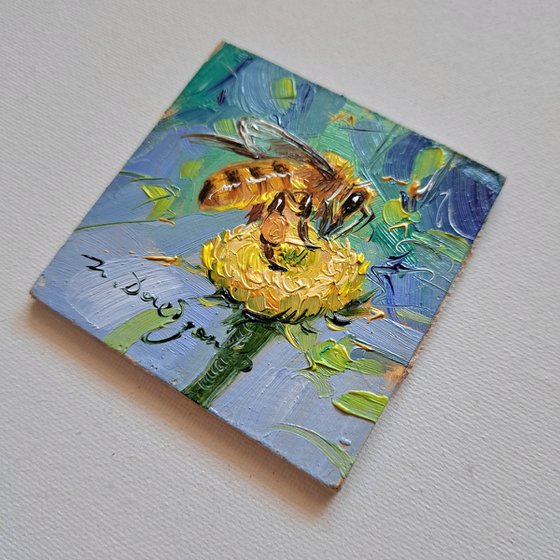 Bee painting