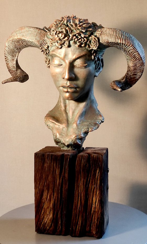 "Driada" Mixed media sculpture 62x46x25cm.