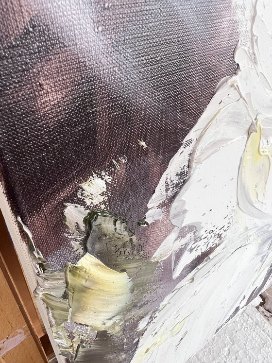 White watchtexture peonies