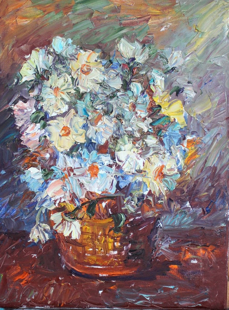 Flowers in the basket. by Viktor Makarov