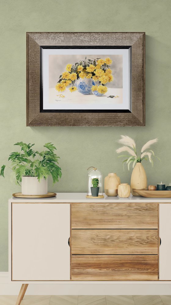 Sunshine yellow bouquet, golden spheres