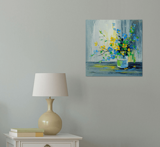 Bouquet of blue and yellow flowers