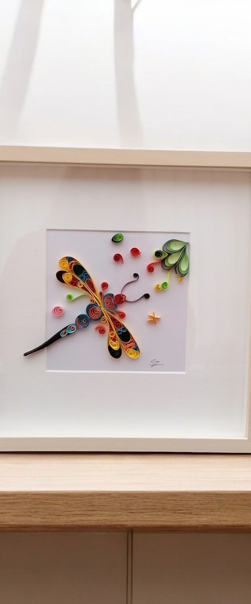 Dragonfly in Quilling by Susana Zarate