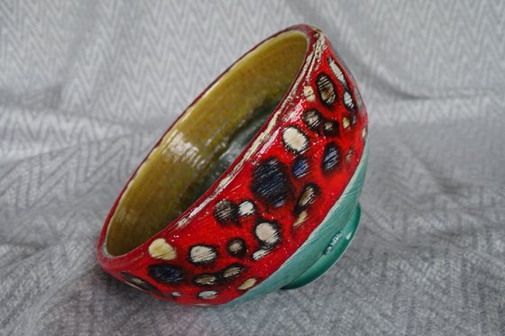 Dotted red Bowl