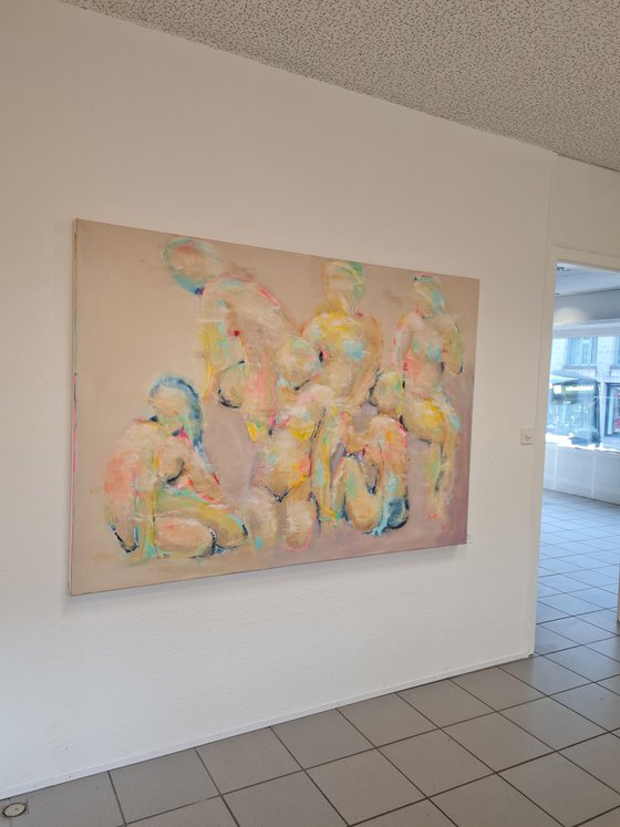 Figure study in yellow