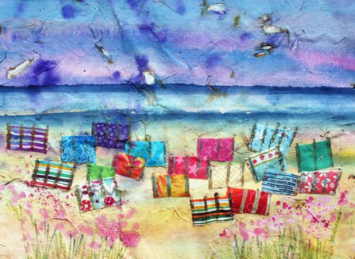 Windbreaks at the Beach by Julia  Rigby