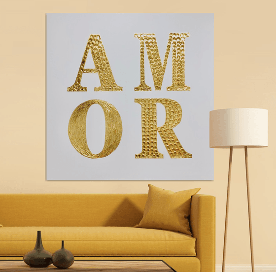 Amor in gold