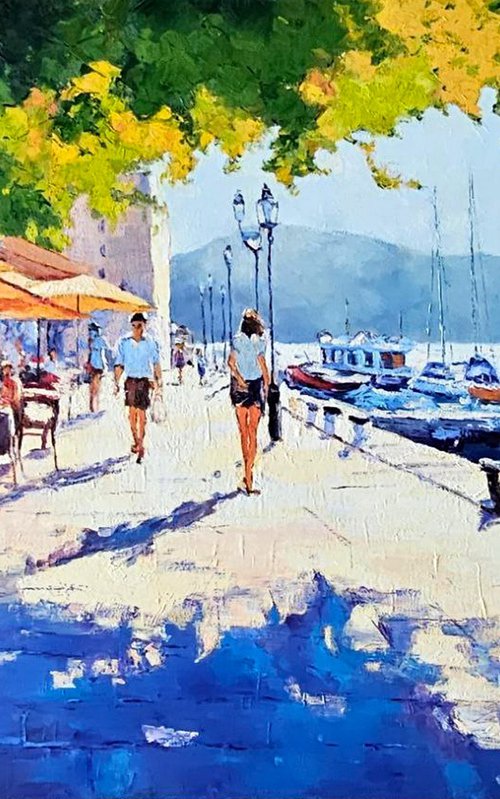 Stroll Along the Bay by Olga Egorov