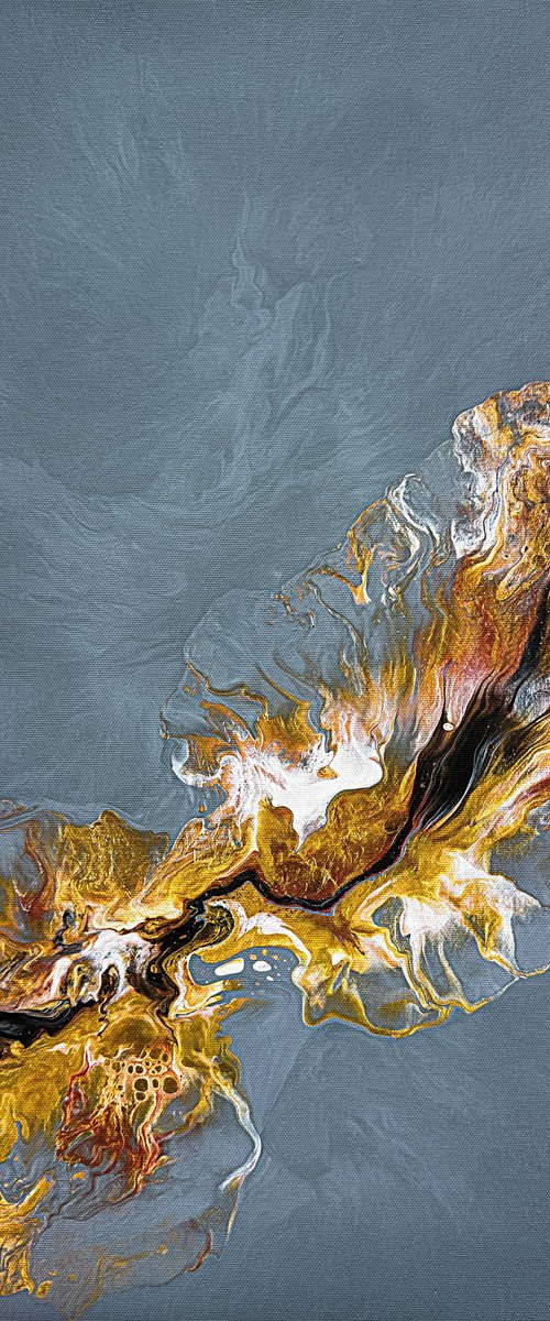 Golden Vein Resonance by Tatiana Malinovscaia