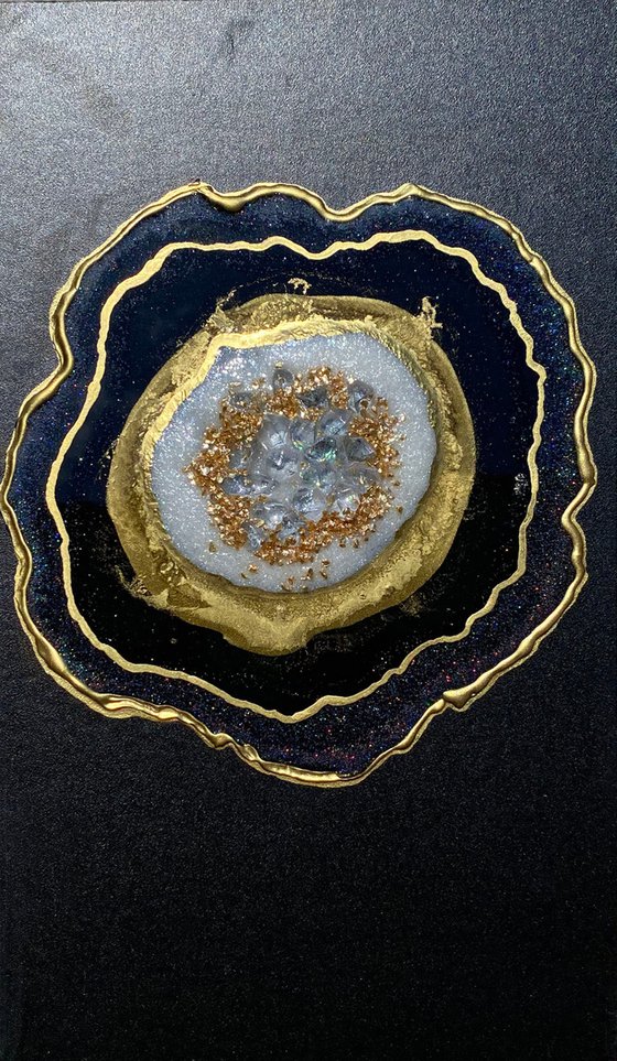 Geode wall art, Gold, White, Black