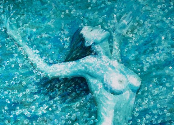 WOMEN. UNDERWATER. ODE TO WATER.