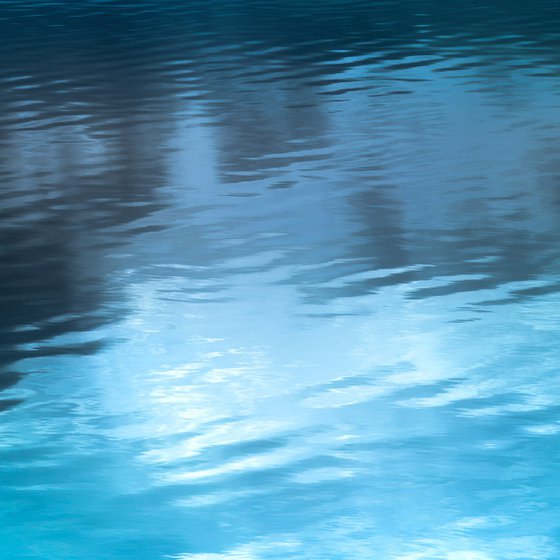 Ripples of the Moon