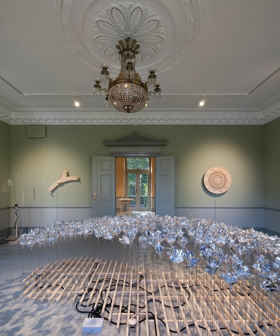 Rain-waterfall machine