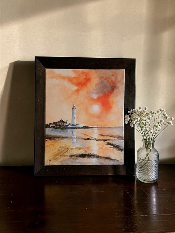 Sunshine over the Lighthouse, Whitley Bay