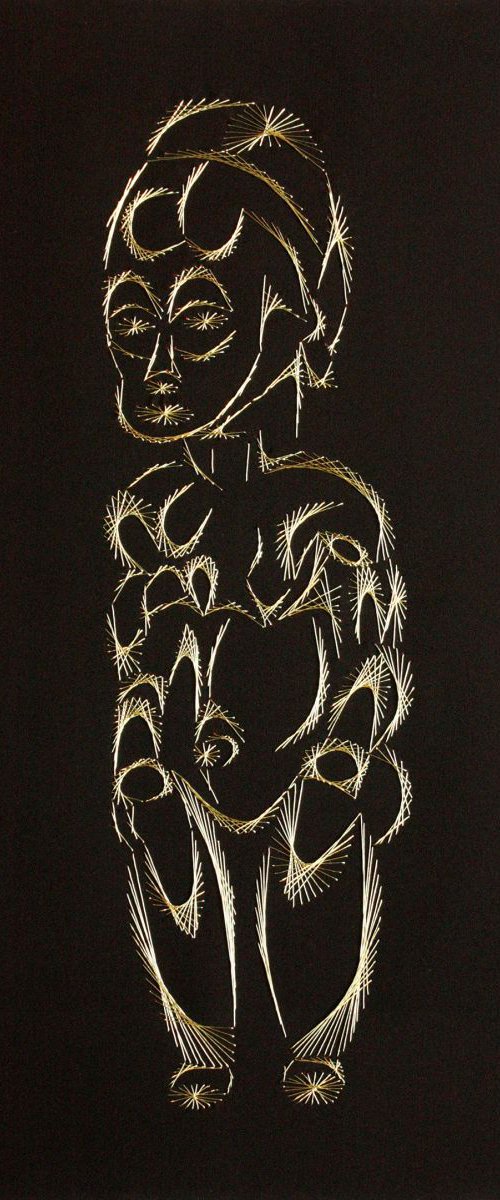 Abimbola / African Statue in Gold by Antonina Romuzga
