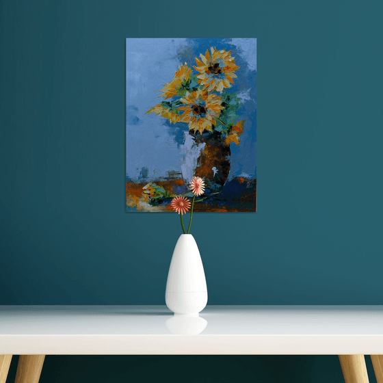 Sunflowers in the vase. Sunflowers painting. Sunflowers for gift