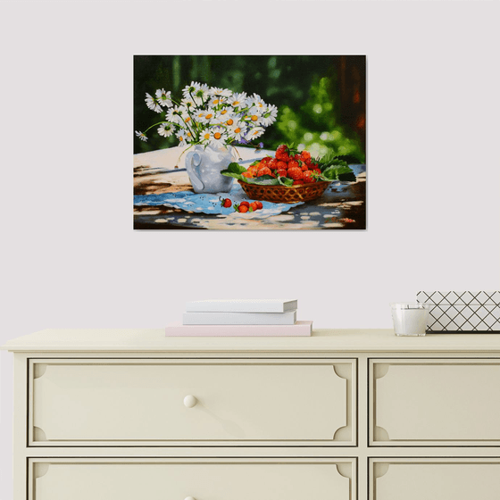 summer strawberry and daisy