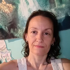 Visit Zoe Adams shop