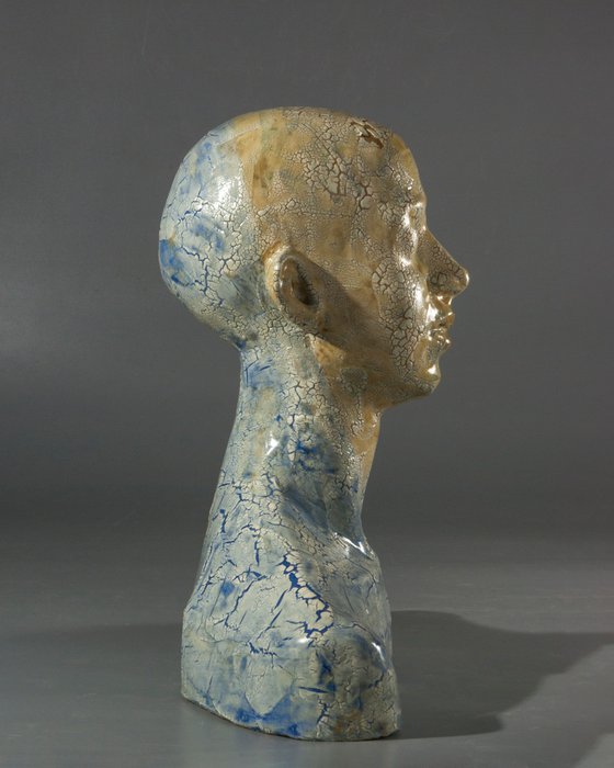 bust_14