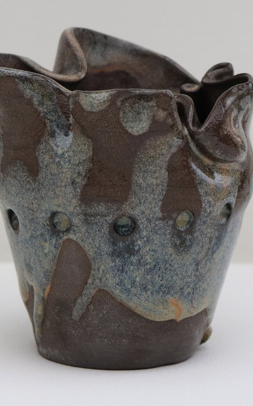 Vessel I [Ceramics 018] by Koen Lybaert
