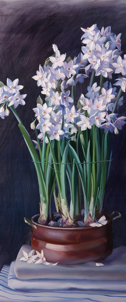 "Still life with white daffodils" by Lena Vylusk