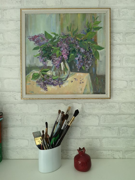 Lilac on the table