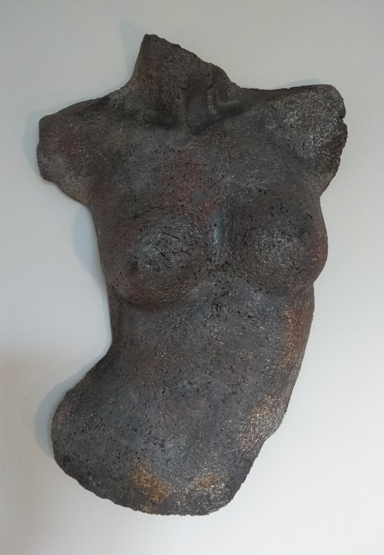 Raku Torso Large 40