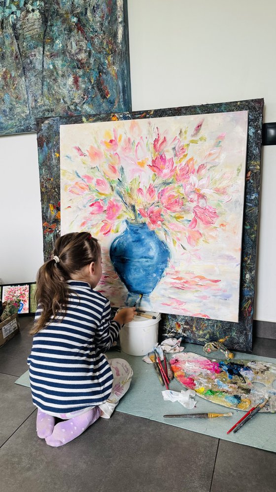 The blue vase